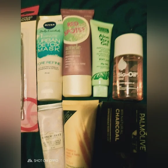 Bulk beauty-skin/suncare/ mask/👌 creams/🧼etc. All🆕MUST GO asap !;) - Picture 9 of 11